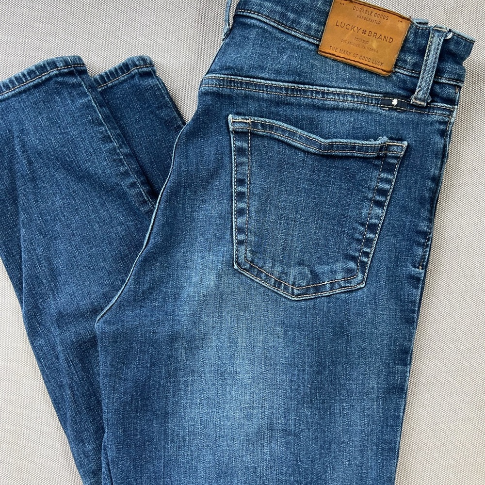 Lucky Brand Dark Wash Skinny Jeans